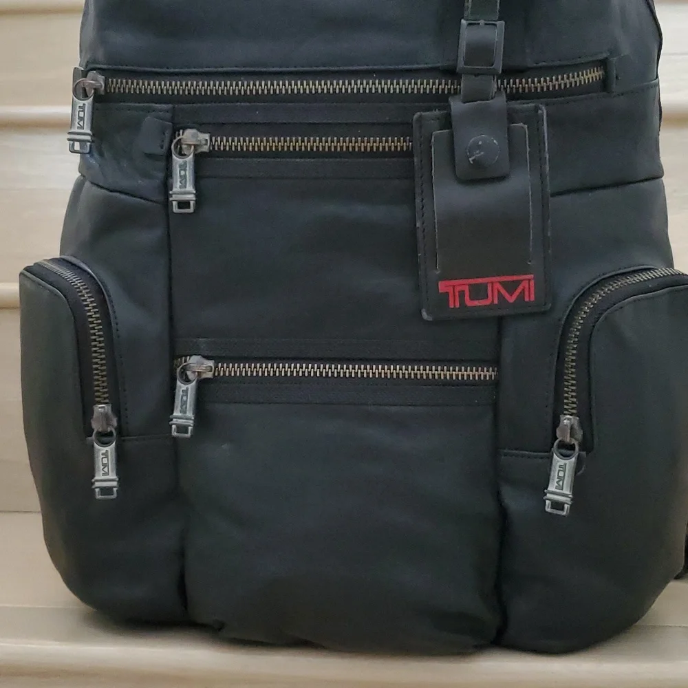 Rare Collectable: Tumi Alpha Bravo Knox Genuine Leather Backpack in Black Pole